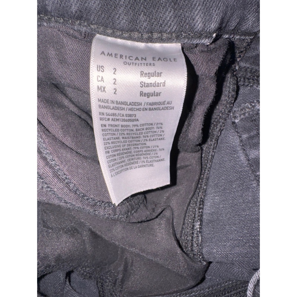 American Eagle Strigid Barrel Leg Jeans Washed Black Denim Size 2 Regular - Picture 6 of 6